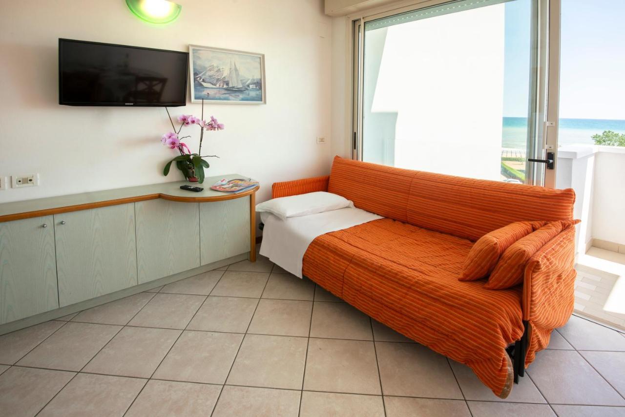 Hotel Residence Imperial Misano Adriatico Exterior foto