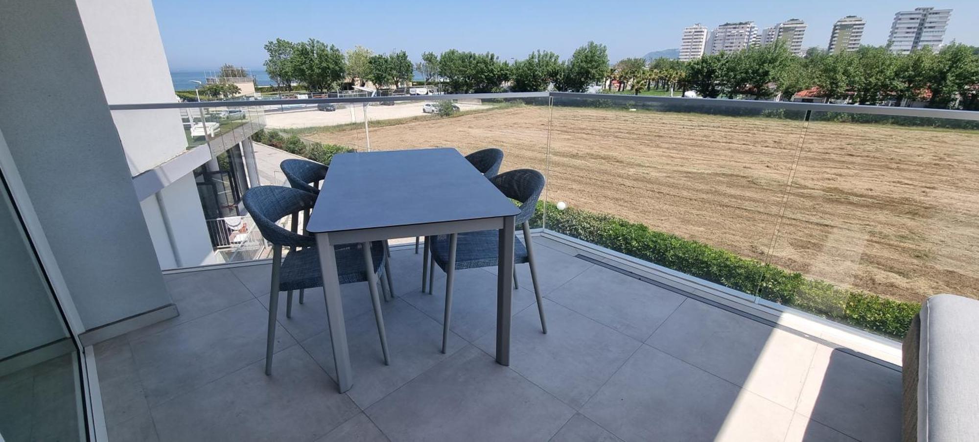 Hotel Residence Imperial Misano Adriatico Exterior foto